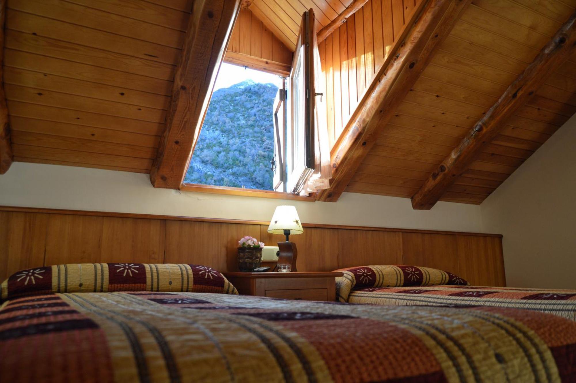 Casa Torellola Cardet Номер фото
