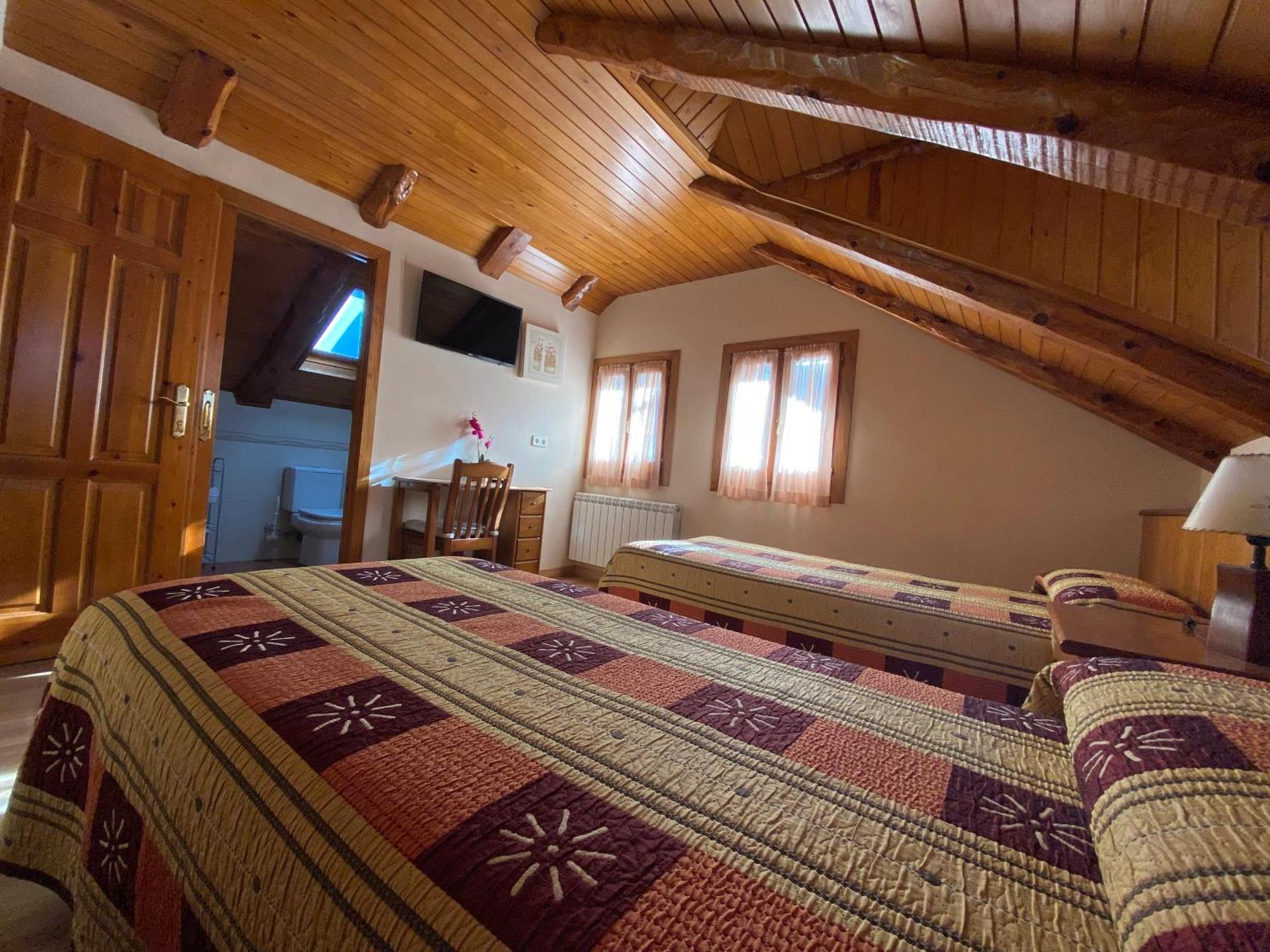 Casa Torellola Cardet Номер фото